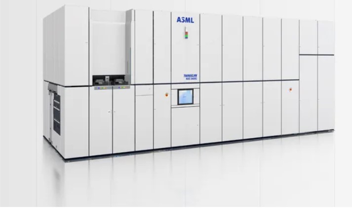 ASMLs neuste EUV Maschine aus der dritten Generation der Twinscan NXE: 3800E