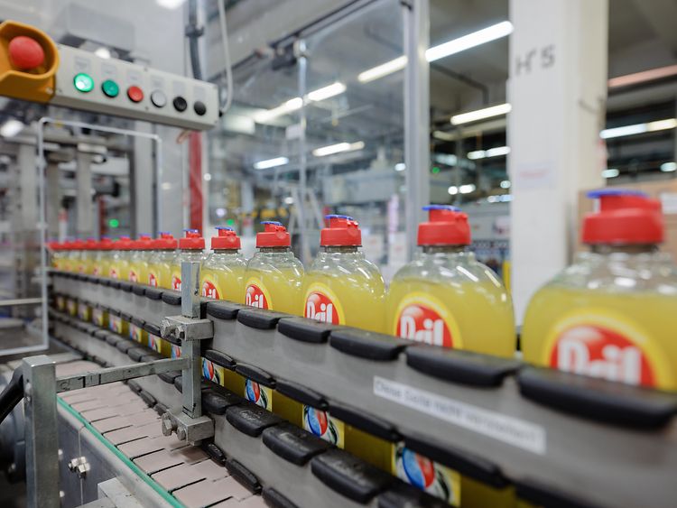 Produktion von Henkel